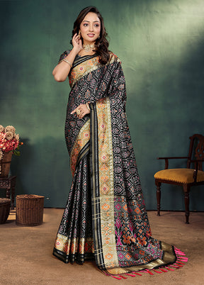 Black Spun Silk Saree With Blouse Piece