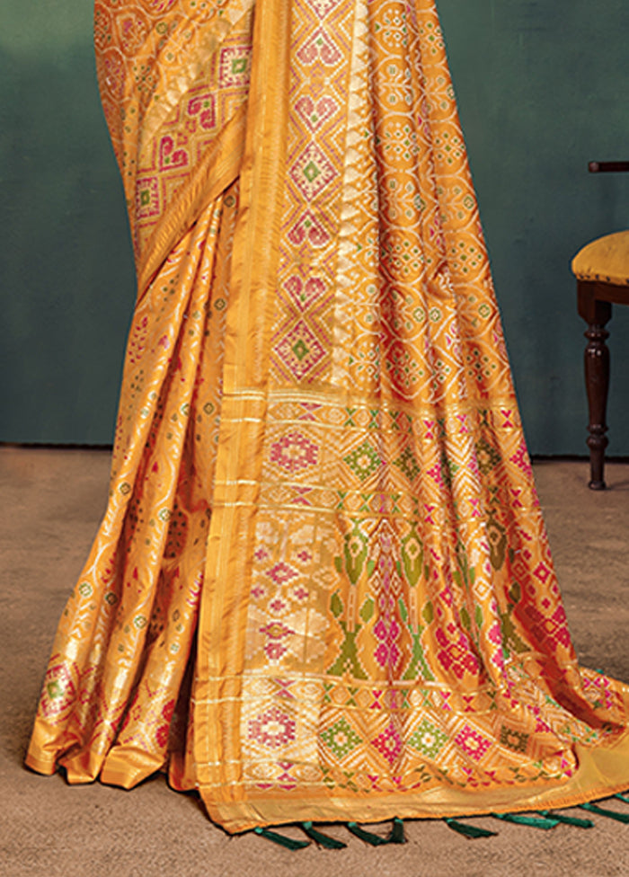 Yellow Spun Silk Saree With Blouse Piece