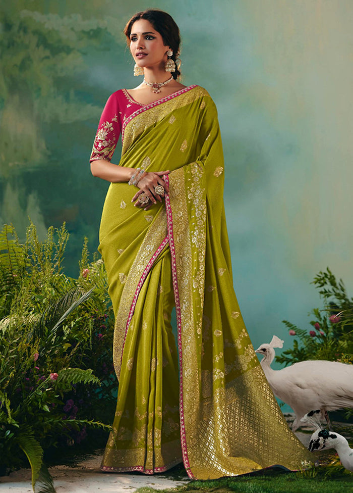 Green Spun Silk Saree With Blouse Piece