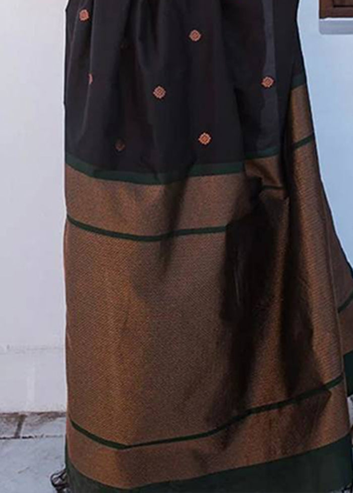 Black Spun Silk Saree With Blouse Piece
