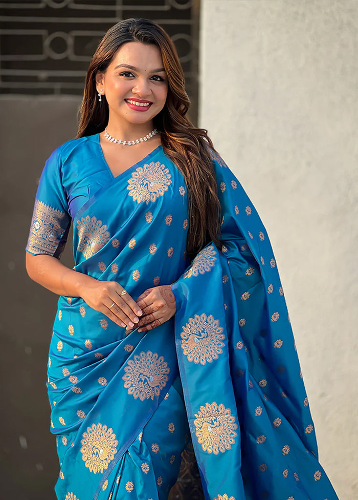 Green Spun Silk Saree With Blouse Piece