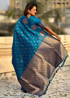 Green Spun Silk Saree With Blouse Piece
