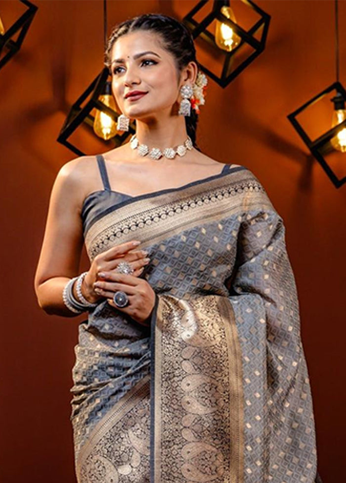 Grey Spun Silk Saree With Blouse Piece
