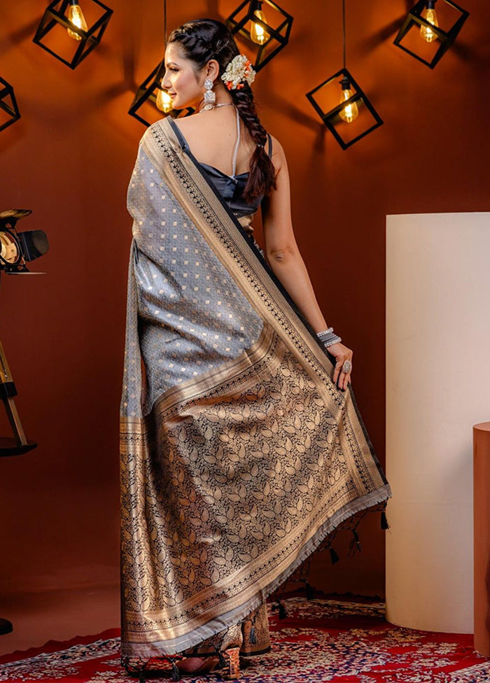 Grey Spun Silk Saree With Blouse Piece