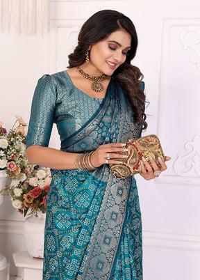 Blue Spun Silk Saree With Blouse Piece