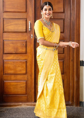 Yellow Spun Silk Saree With Blouse Piece