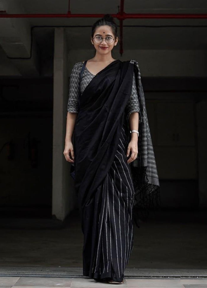 Black Spun Silk Saree With Blouse Piece