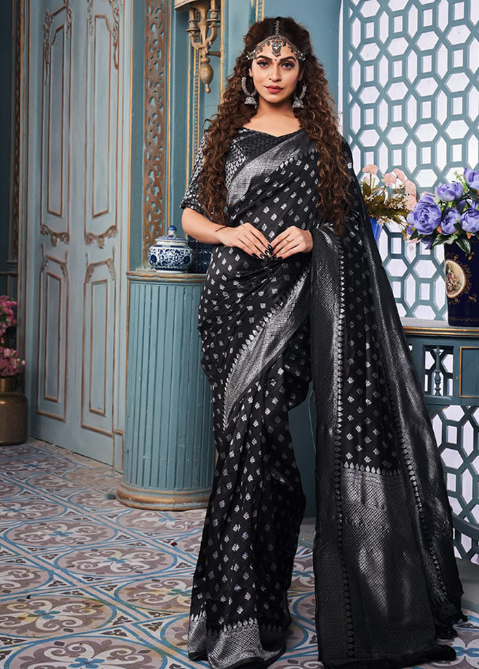 Black Spun Silk Saree With Blouse Piece
