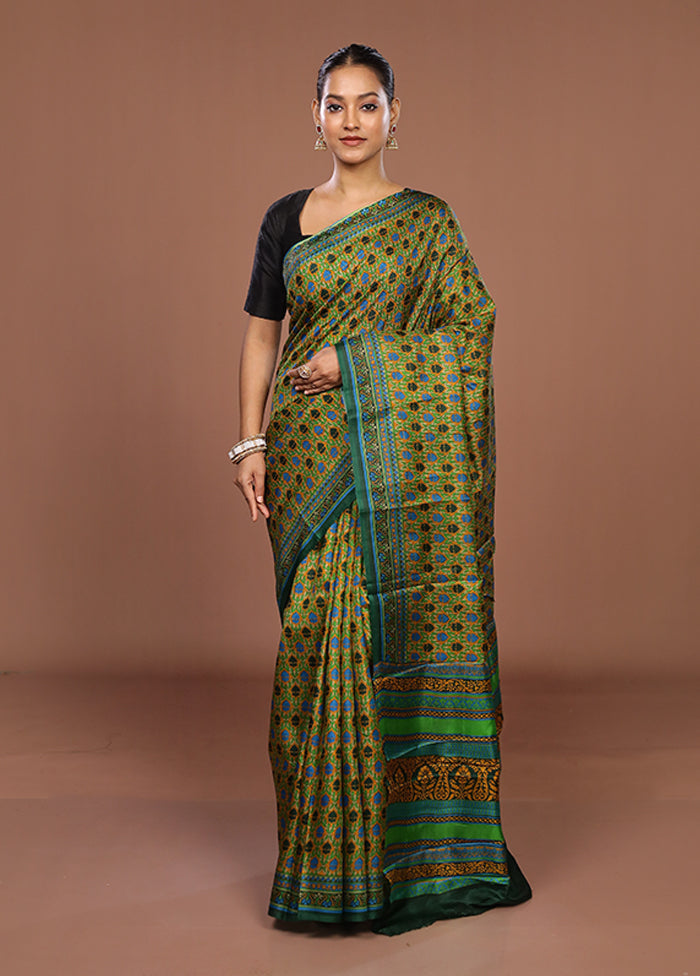 Yellow Printed Pure Silk Saree Without Blouse Piece