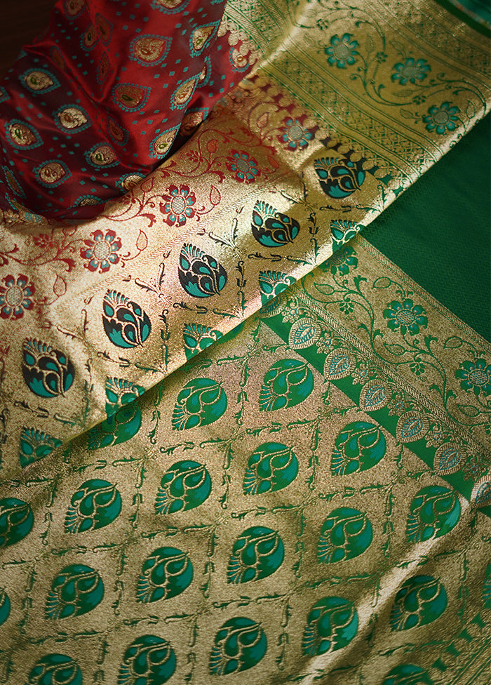 Maroon Tanchoi Banarasi Silk Saree With Blouse Piece