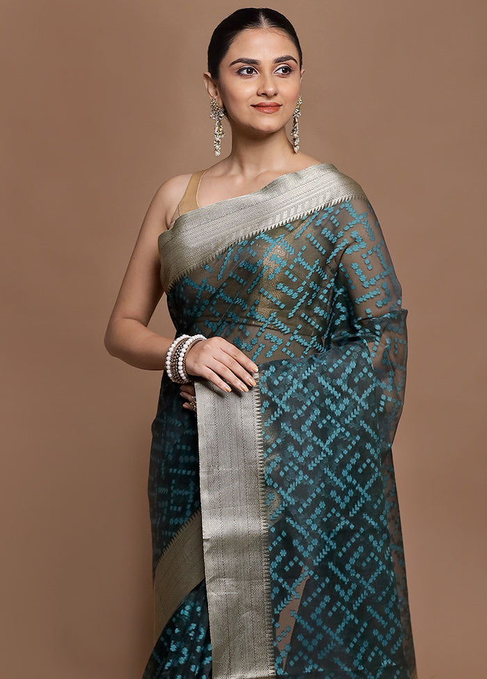 Green Kora Silk Saree With Blouse Piece