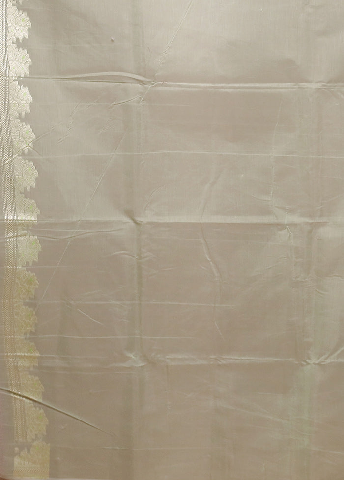 Green Kora Silk Saree With Blouse Piece