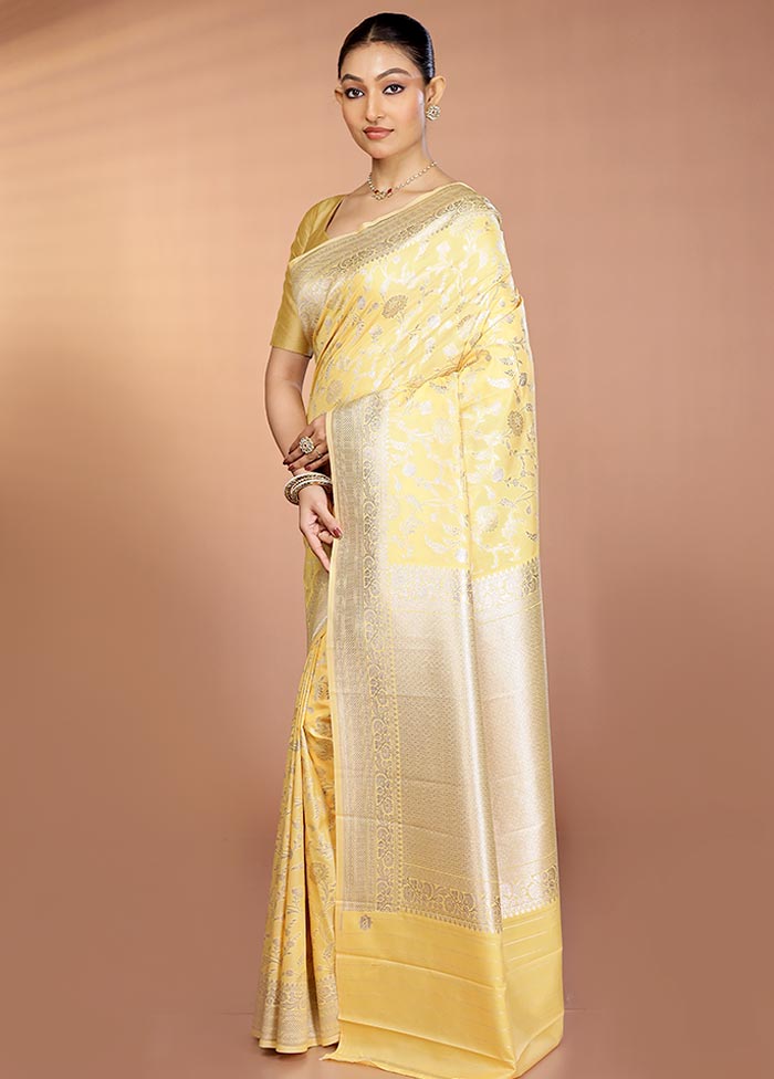 Yellow Uppada Silk Saree With Blouse Piece
