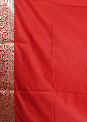 Red Uppada Silk Saree With Blouse Piece