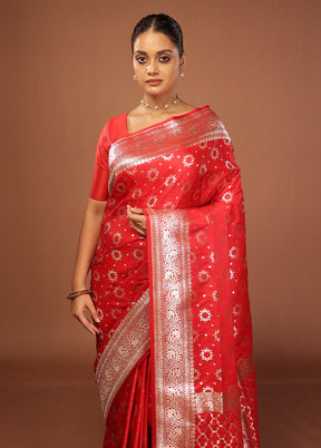 Red Uppada Silk Saree With Blouse Piece