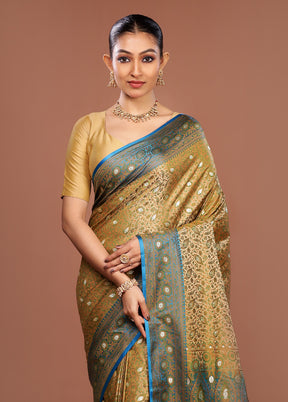 Cream Tanchoi Silk Saree With Blouse Piece