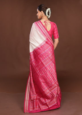 White Handloom Bomkai Pure Silk Saree With Blouse Piece