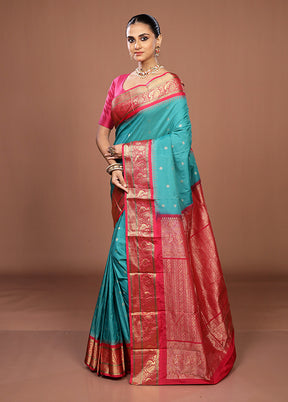Green Kanjivaram Silk Saree With Blouse Piece