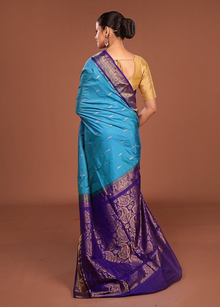 Blue Handloom Kanjivaram Pure Silk Saree With Blouse Piece