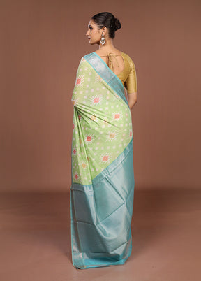 Cream Pure Cotton Saree With Blouse Piece