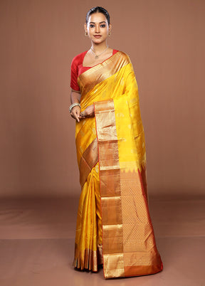 Yellow Handloom Kanchipuram Pure Silk Saree With Blouse Piece