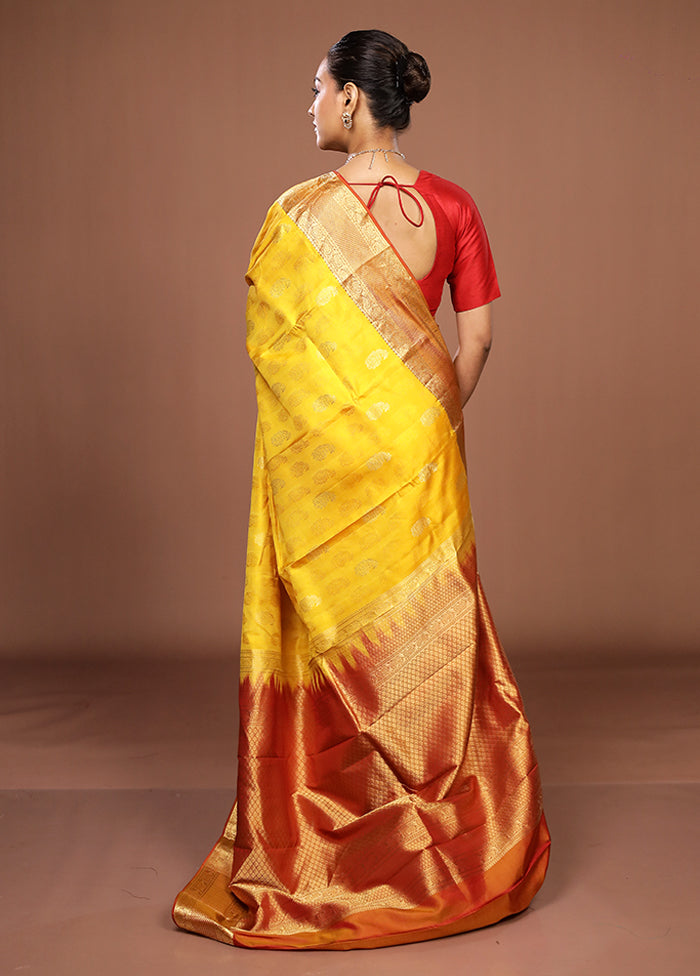 Yellow Handloom Kanchipuram Pure Silk Saree With Blouse Piece