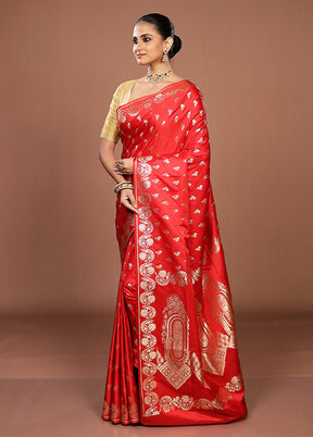 Red Banarasi Silk Saree With Blouse Piece