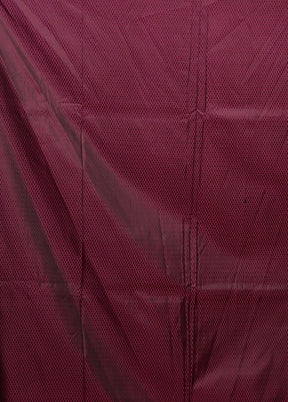 Purple Jamewar Silk Saree With Blouse Piece