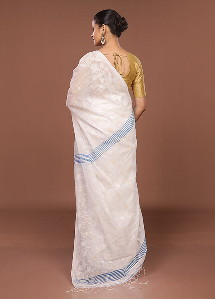 White Matka Silk Saree With Blouse Piece