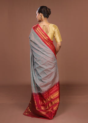 Green Gadwal Pure Silk Saree Without Blouse Piece