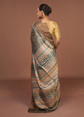 Green Handloom Tussar Pure Silk Saree With Blouse Piece