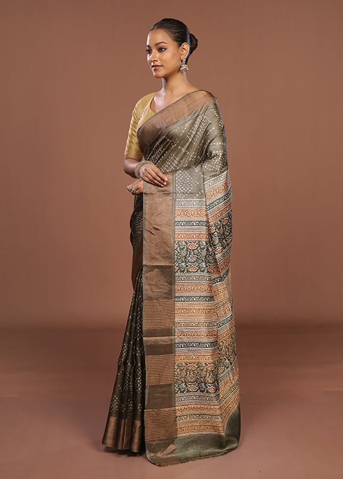 Green Handloom Tussar Pure Silk Saree With Blouse Piece