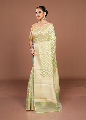 Green Kora Silk Saree With Blouse Piece
