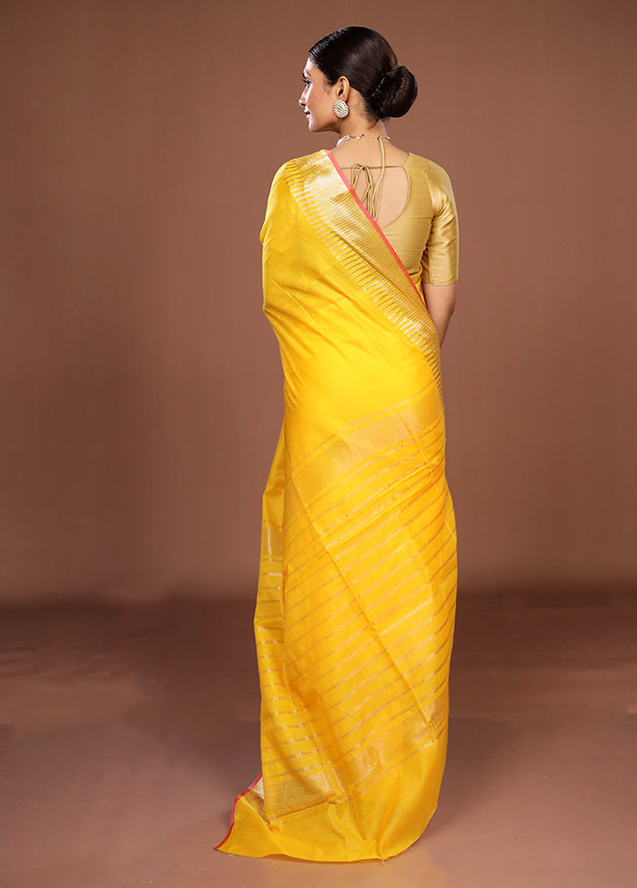 Yellow Cotton Saree With Blouse Piece