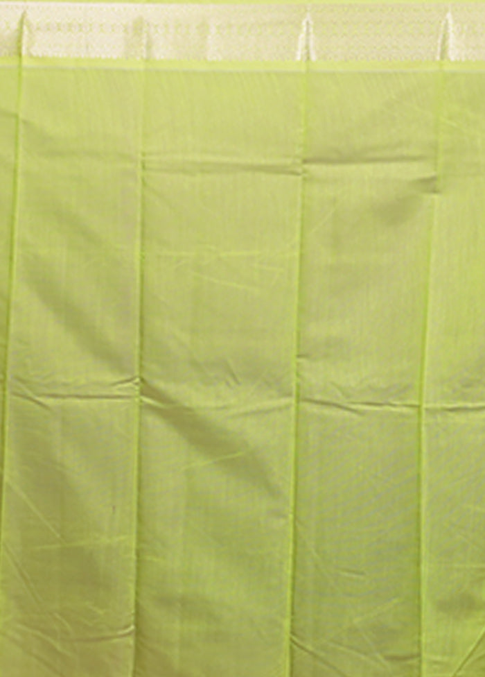 Purple Pure Cotton Saree With Blouse Piece