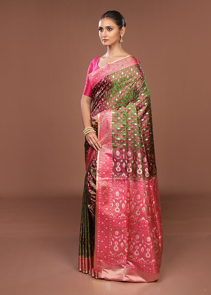 Green Tanchoi Silk Saree With Blouse Piece