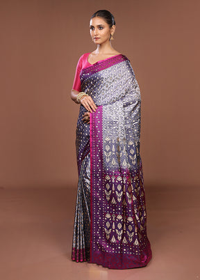 Cream Tanchoi Silk Saree With Blouse Piece