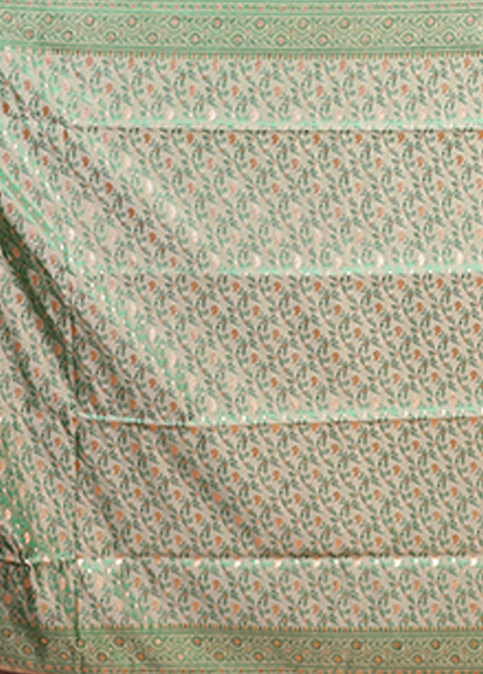 Green Tanchoi Silk Saree With Blouse Piece