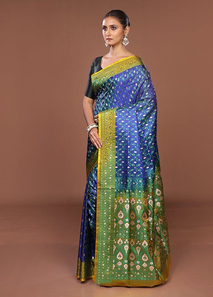 Blue Tanchoi Silk Saree With Blouse Piece