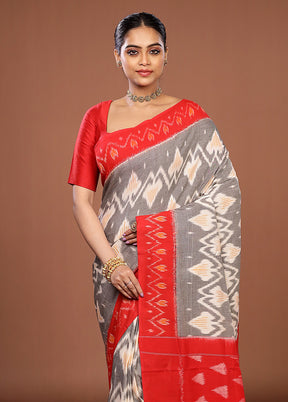 Grey Ikkat Silk Saree With Blouse Piece