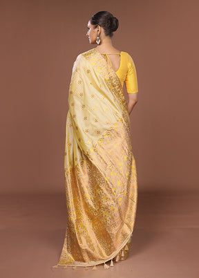 Cream Assam Silk Saree With Blouse Piece