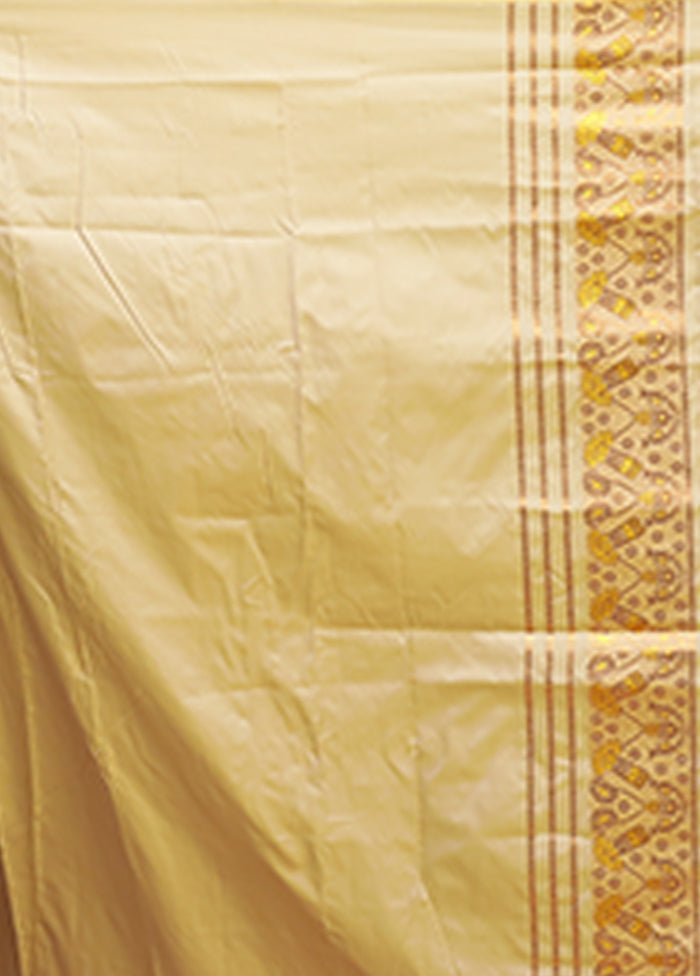 Cream Assam Silk Saree With Blouse Piece