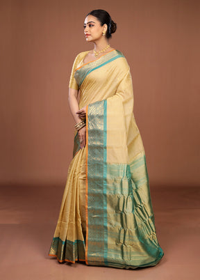 Cream Gadwal Pure Silk Saree Without Blouse Piece