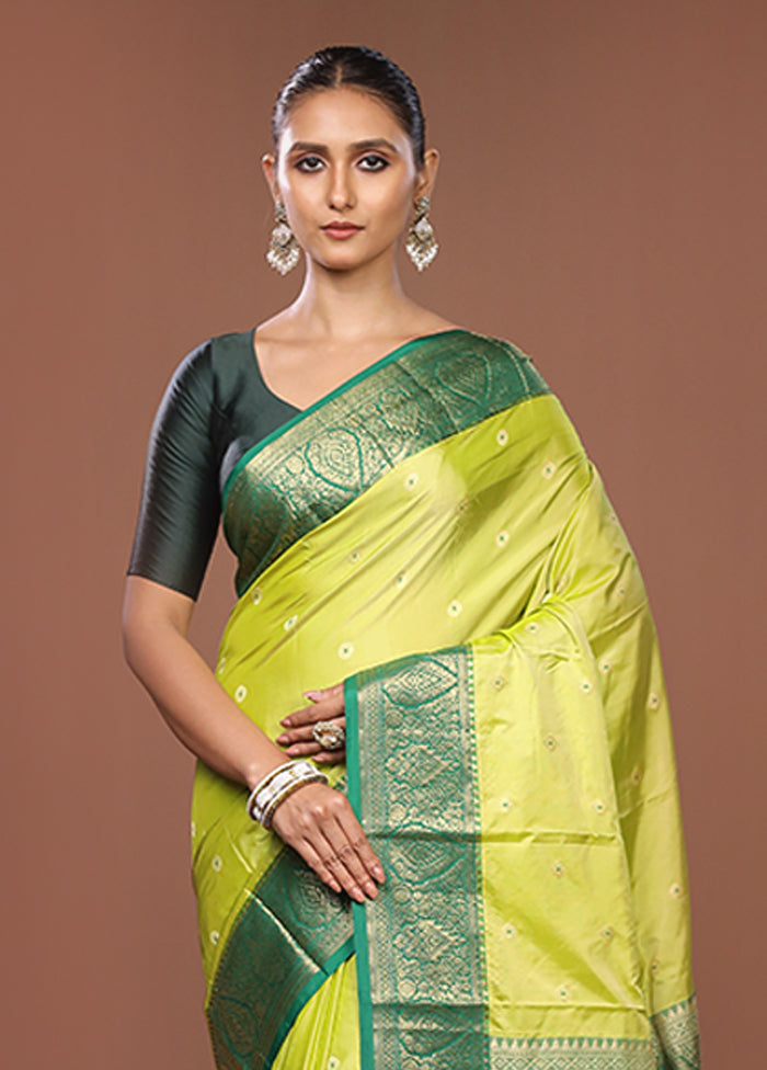 Green Kanjivaram Silk Saree With Blouse Piece