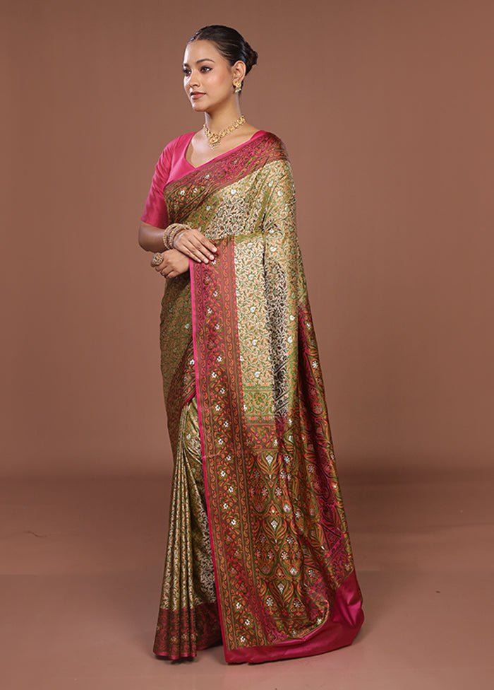 Cream Tanchoi Silk Saree With Blouse Piece