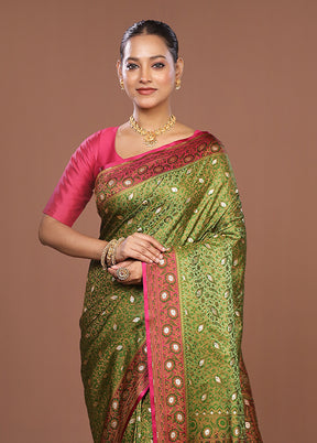 Green Tanchoi Silk Saree With Blouse Piece