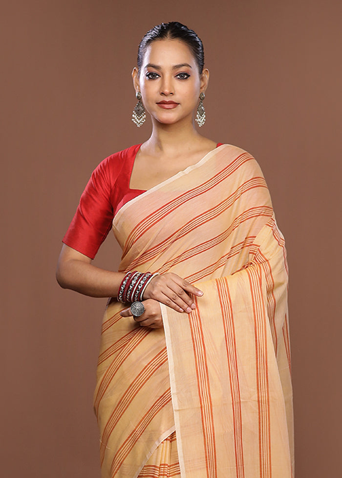 Yellow Matka Silk Saree With Blouse Piece