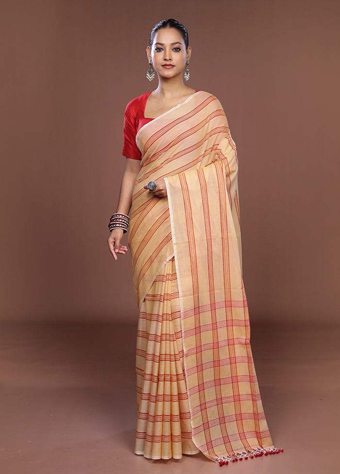 Yellow Matka Silk Saree With Blouse Piece