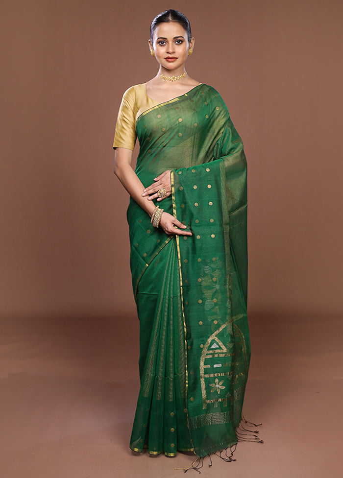 Green Matka Silk Saree With Blouse Piece