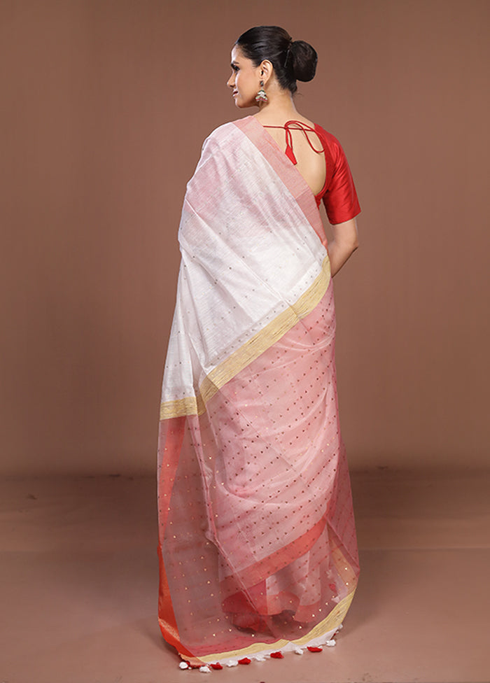 White Matka Silk Saree With Blouse Piece
